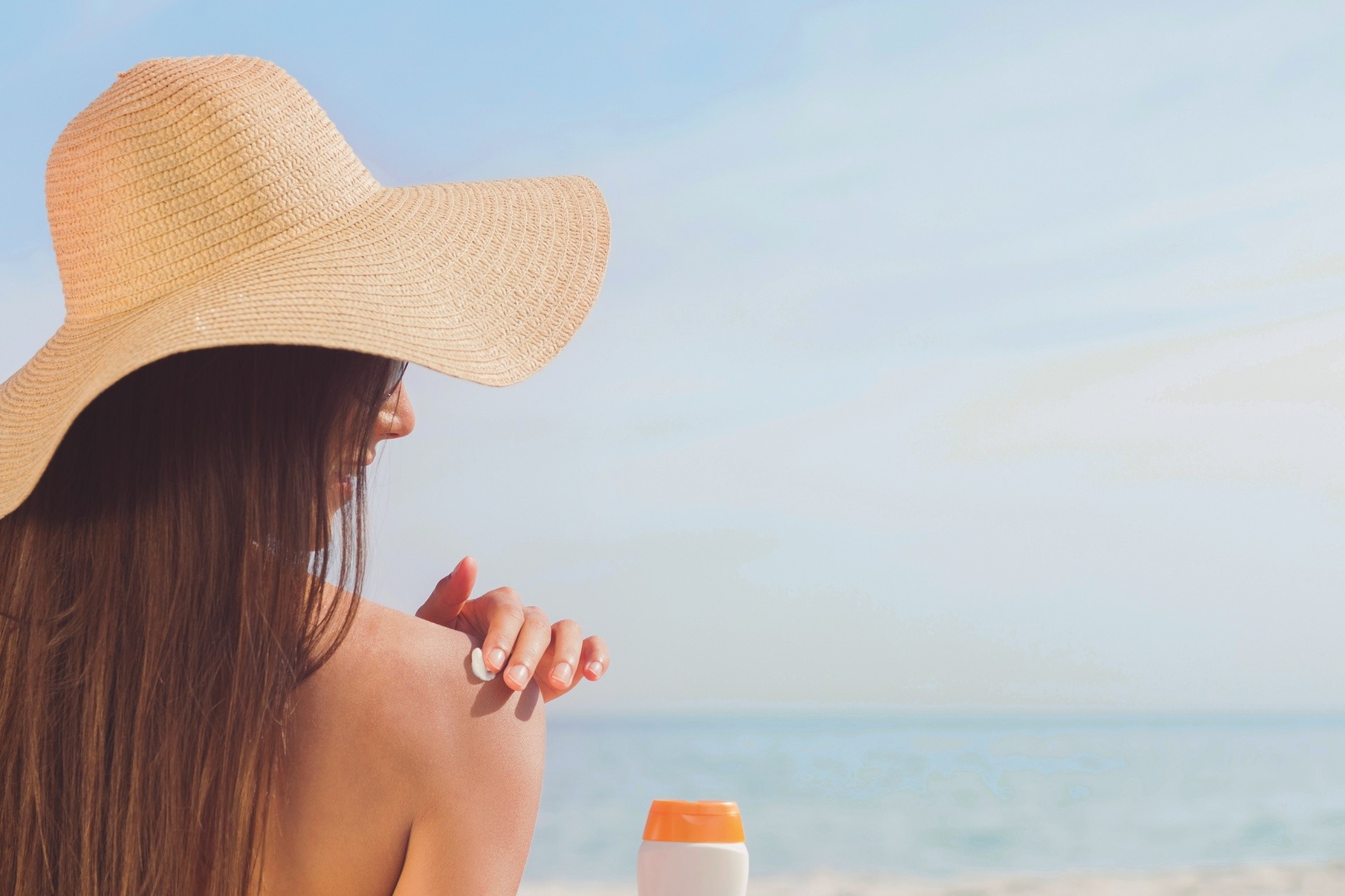 Sun Protection 101: Why Sunscreen is a Must and How to Choose the Right One